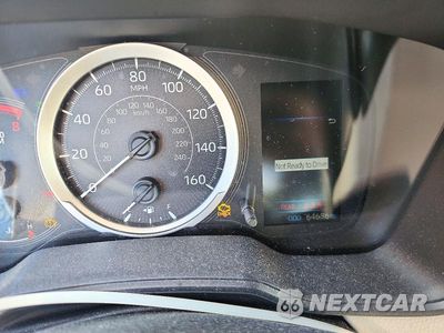 Zdjęcie 9 z 13 samochodu: 2022 TOYOTA COROLLA LE VIN:JTDEPMAE8N3018965 - miniatura