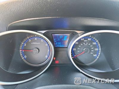 Zdjęcie 9 z 13 samochodu: 2013 HYUNDAI TUCSON GLS VIN:KM8JU3AC9DU554148 - miniatura