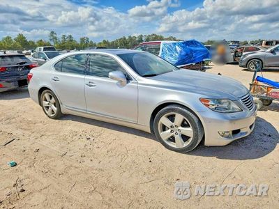 Czwarte zdjęcie samochodu z boku: 2010 LEXUS LS 460 VIN:JTHBL5EF0A5100919 - miniatura
