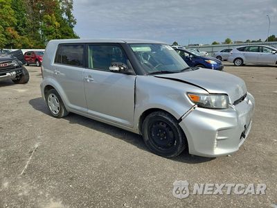 Czwarte zdjęcie samochodu z boku: 2013 SCION XB BASE VIN:JTLZE4FE6DJ031082 - miniatura