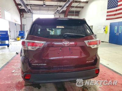 Zdjęcie 6 z 13 samochodu: 2016 TOYOTA HIGHLANDER XLE VIN:5TDJKRFHXGS312155 - miniatura