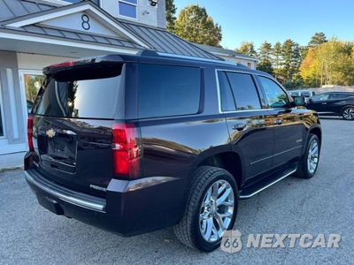 Czwarte zdjęcie samochodu z boku: 2020 CHEVROLET TAHOE K1500 PREMIER VIN:1GNSKCKC4LR208983 - miniatura