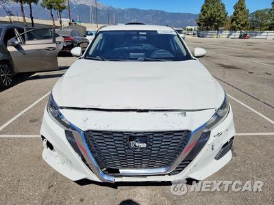 Piąte zdjęcie samochodu w środku: 2019 NISSAN ALTIMA S VIN:1N4BL4BV3KC127879 - miniatura