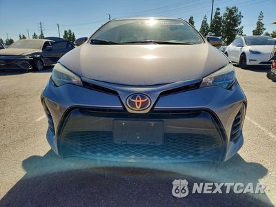 Piąte zdjęcie samochodu w środku: 2018 TOYOTA COROLLA SE VIN:5YFBURHE8JP807262 - miniatura