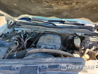 Zdjęcie 11 z 12 samochodu: 2018 CHEVROLET SILVERADO K2500 HEAVY DUTY VIN:1GC2KUEG5JZ208310 - miniatura