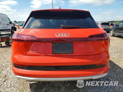 Zdjęcie 6 z 13 samochodu: 2019 AUDI E-TRON PREMIUM PLUS VIN:WA1LAAGEXKB022414 - miniatura