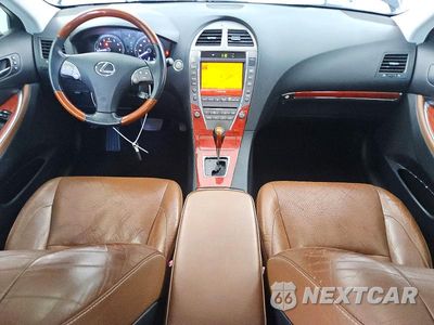 Zdjęcie 8 z 12 samochodu: 2012 LEXUS ES 350 VIN:JTHBK1EG3C2484347 - miniatura