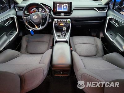 Zdjęcie 8 z 14 samochodu: 2019 TOYOTA RAV4 XLE VIN:JTMP1RFV5KD036801 - miniatura