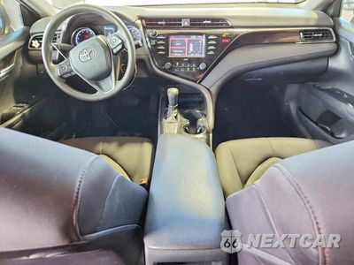 Zdjęcie 8 z 13 samochodu: 2020 TOYOTA CAMRY LE VIN:4T1C11AK9LU928270 - miniatura