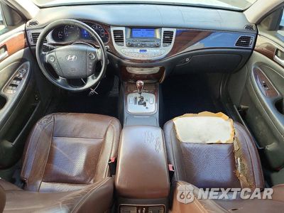Zdjęcie 8 z 12 samochodu: 2013 HYUNDAI GENESIS 3.8L VIN:KMHGC4DD5DU217404 - miniatura