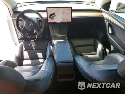 Zdjęcie 8 z 13 samochodu: 2023 TESLA MODEL Y VIN:7SAYGDEE6PF748714 - miniatura