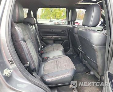 Zdjęcie 10 z 12 samochodu: 2020 MITSUBISHI OUTLANDER SE VIN:JA4AD3A39LZ042857 - miniatura