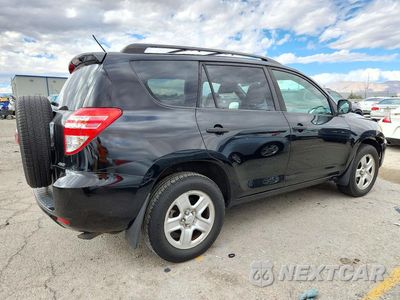 Trzecie zdjęcie samochodu z tyłu: 2010 TOYOTA RAV4 BASE VIN:JTMBF4DV5AD033932 - miniatura