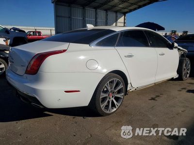 Trzecie zdjęcie samochodu z tyłu: 2019 JAGUAR XJL SUPERCHARGED VIN:SAJWA2GE8KMW19141 - miniatura