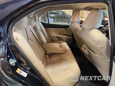 Zdjęcie 10 z 12 samochodu: 2018 TOYOTA CAMRY LE VIN:4T1B11HK4JU678547 - miniatura