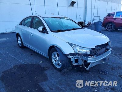 Czwarte zdjęcie samochodu z boku: 2015 CHEVROLET CRUZE LT VIN:1G1PC5SB2F7206494 - miniatura