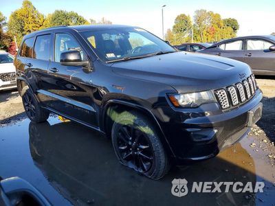 Czwarte zdjęcie samochodu z boku: 2021 JEEP GRAND CHEROKEE LAREDO VIN:1C4RJFAG8MC524844 - miniatura
