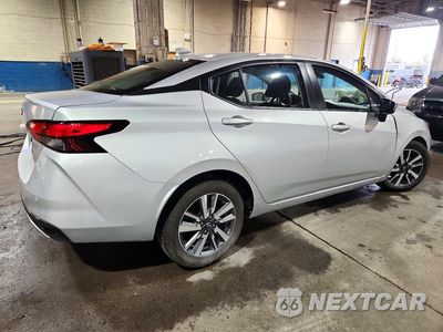 Trzecie zdjęcie samochodu z tyłu: 2025 NISSAN VERSA SV VIN:3N1CN8EV8SL838173 - miniatura