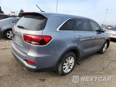 Trzecie zdjęcie samochodu z tyłu: 2020 KIA SORENTO S VIN:5XYPG4A54LG627651 - miniatura