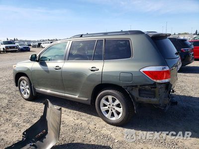 Drugie zdjęcie samochodu z przodu: 2013 TOYOTA HIGHLANDER PLUS VIN:5TDBK3EH8DS184996 - miniatura