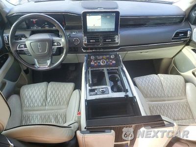 Zdjęcie 8 z 13 samochodu: 2018 LINCOLN NAVIGATOR BLACK LABEL VIN:5LMJJ2TT5JEL18230 - miniatura