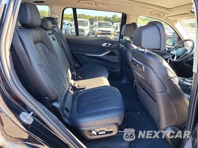 Zdjęcie 11 z 14 samochodu: 2024 BMW X7 XDRIVE40I VIN:5UX23EM07R9V82581 - miniatura