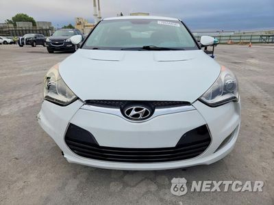 Piąte zdjęcie samochodu w środku: 2013 HYUNDAI VELOSTER RE MIX VIN:KMHTC6AD2DU141008 - miniatura