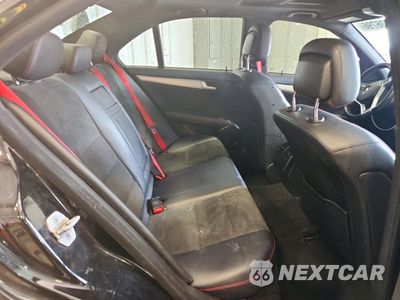 Zdjęcie 10 z 12 samochodu: 2013 MERCEDES-BENZ C 300 4MATIC VIN:WDDGF8AB9DR242658 - miniatura