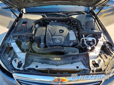 Zdjęcie 11 z 13 samochodu: 2019 MERCEDES-BENZ E 300 4MATIC VIN:WDDZF4KBXKA545914 - miniatura