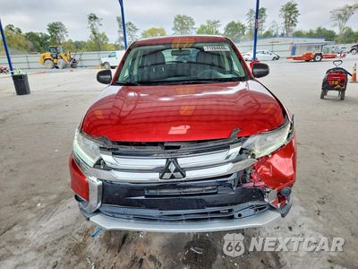Piąte zdjęcie samochodu w środku: 2018 MITSUBISHI OUTLANDER ES VIN:JA4AD2A35JZ037615 - miniatura