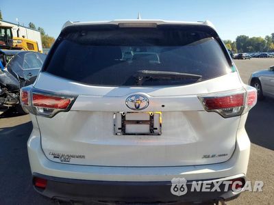 Zdjęcie 6 z 12 samochodu: 2015 TOYOTA HIGHLANDER XLE VIN:5TDJKRFH1FS098848 - miniatura
