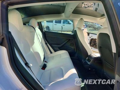 Zdjęcie 10 z 12 samochodu: 2022 TESLA MODEL 3 VIN:5YJ3E1EC5NF353379 - miniatura