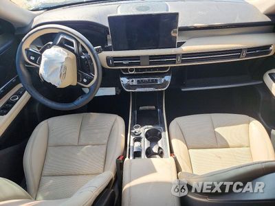 Zdjęcie 8 z 13 samochodu: 2026 LINCOLN CORSAIR PREMIERE VIN:5LMCJ1DA3TUL10863 - miniatura