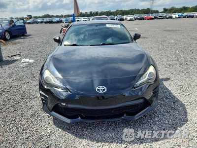 Piąte zdjęcie samochodu w środku: 2017 TOYOTA 86 BASE VIN:JF1ZNAA19H8711107 - miniatura