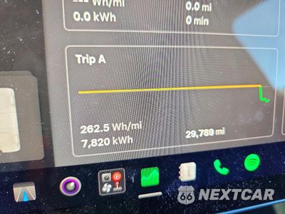 Zdjęcie 9 z 12 samochodu: 2025 TESLA MODEL Y VIN:7SAYGDEE4SA360144 - miniatura