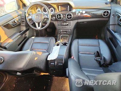 Zdjęcie 8 z 13 samochodu: 2013 MERCEDES-BENZ GLK 350 VIN:WDCGG5HBXDG034726 - miniatura