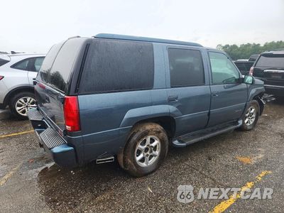 Trzecie zdjęcie samochodu z tyłu: 1999 GMC DENALI VIN:1GKEK13RXXR918283 - miniatura
