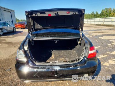 Zdjęcie 6 z 12 samochodu: 2010 MERCEDES-BENZ E 550 VIN:WDDHF7CBXAA211005 - miniatura