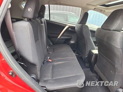 Zdjęcie 10 z 12 samochodu: 2015 TOYOTA RAV4 XLE VIN:JTMRFREV3FD106409 - miniatura