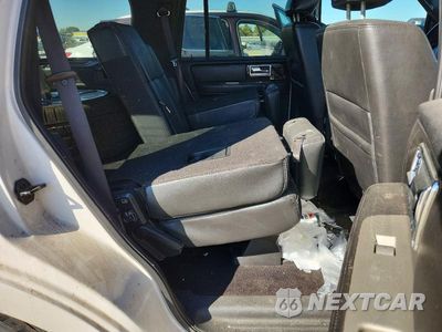 Zdjęcie 10 z 12 samochodu: 2010 LINCOLN NAVIGATOR VIN:5LMJJ2J52AEJ09970 - miniatura