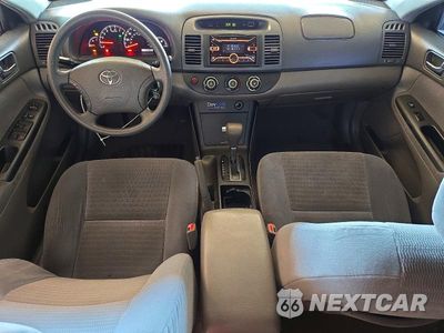 Zdjęcie 8 z 12 samochodu: 2006 TOYOTA CAMRY LE VIN:4T1BE32K06U661437 - miniatura