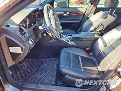 Zdjęcie 7 z 12 samochodu: 2013 MERCEDES-BENZ C 300 4MATIC VIN:WDDGF8AB9DR250839 - miniatura