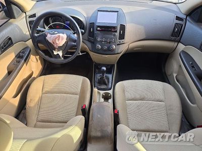 Zdjęcie 8 z 13 samochodu: 2012 HYUNDAI ELANTRA TOURING GLS VIN:KMHDB8AEXCU140490 - miniatura
