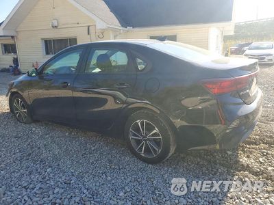 Drugie zdjęcie samochodu z przodu: 2022 KIA FORTE LXS VIN:3KPF24AD6NE475325 - miniatura