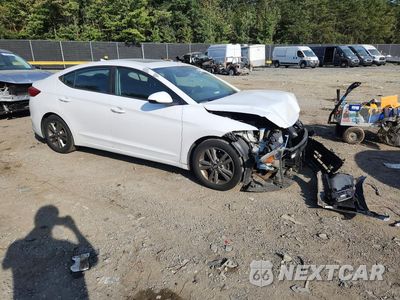 Czwarte zdjęcie samochodu z boku: 2018 HYUNDAI ELANTRA VALUE EDITION VIN:5NPD84LF0JH225914 - miniatura