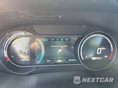Zdjęcie 9 z 13 samochodu: 2022 KIA NIRO EV EX VIN:KNDCC3LG4N5158902 - miniatura