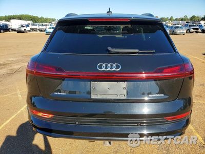 Zdjęcie 6 z 12 samochodu: 2021 AUDI E-TRON PREMIUM PLUS VIN:WA1LAAGE6MB028990 - miniatura