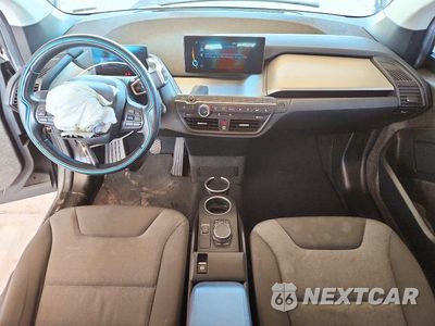 Zdjęcie 8 z 13 samochodu: 2017 BMW I3 BEV VIN:WBY1Z6C31H7A39669 - miniatura