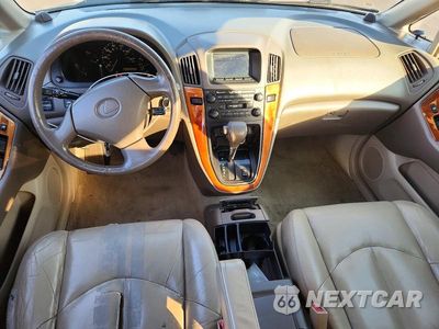 Zdjęcie 8 z 13 samochodu: 2000 LEXUS RX 300 VIN:JT6HF10U8Y0125616 - miniatura