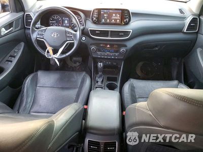 Zdjęcie 8 z 13 samochodu: 2019 HYUNDAI TUCSON LIMITED VIN:KM8J33AL5KU016773 - miniatura